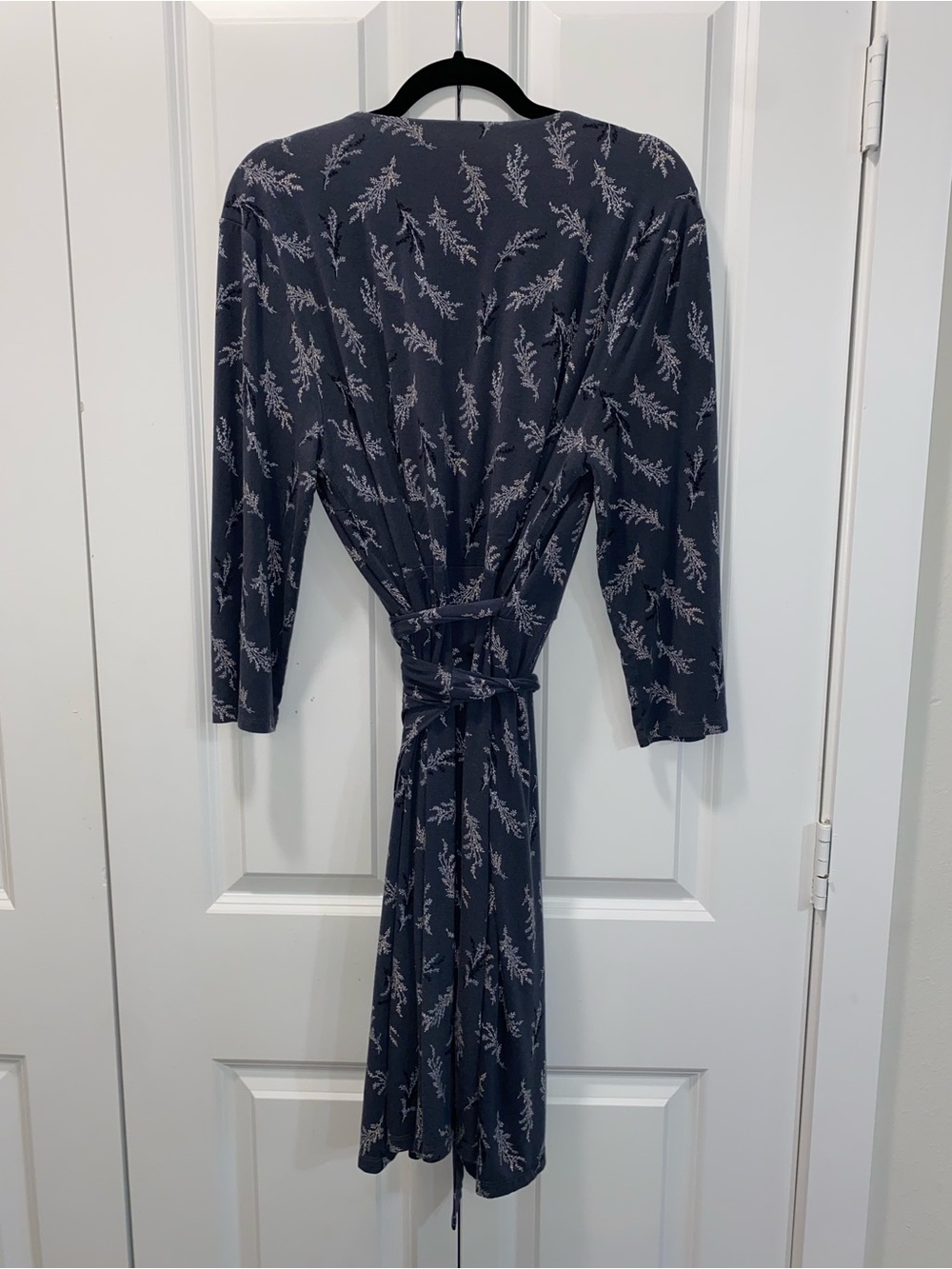 LOFT Wrap-Style Robe - Picture 2 of 6